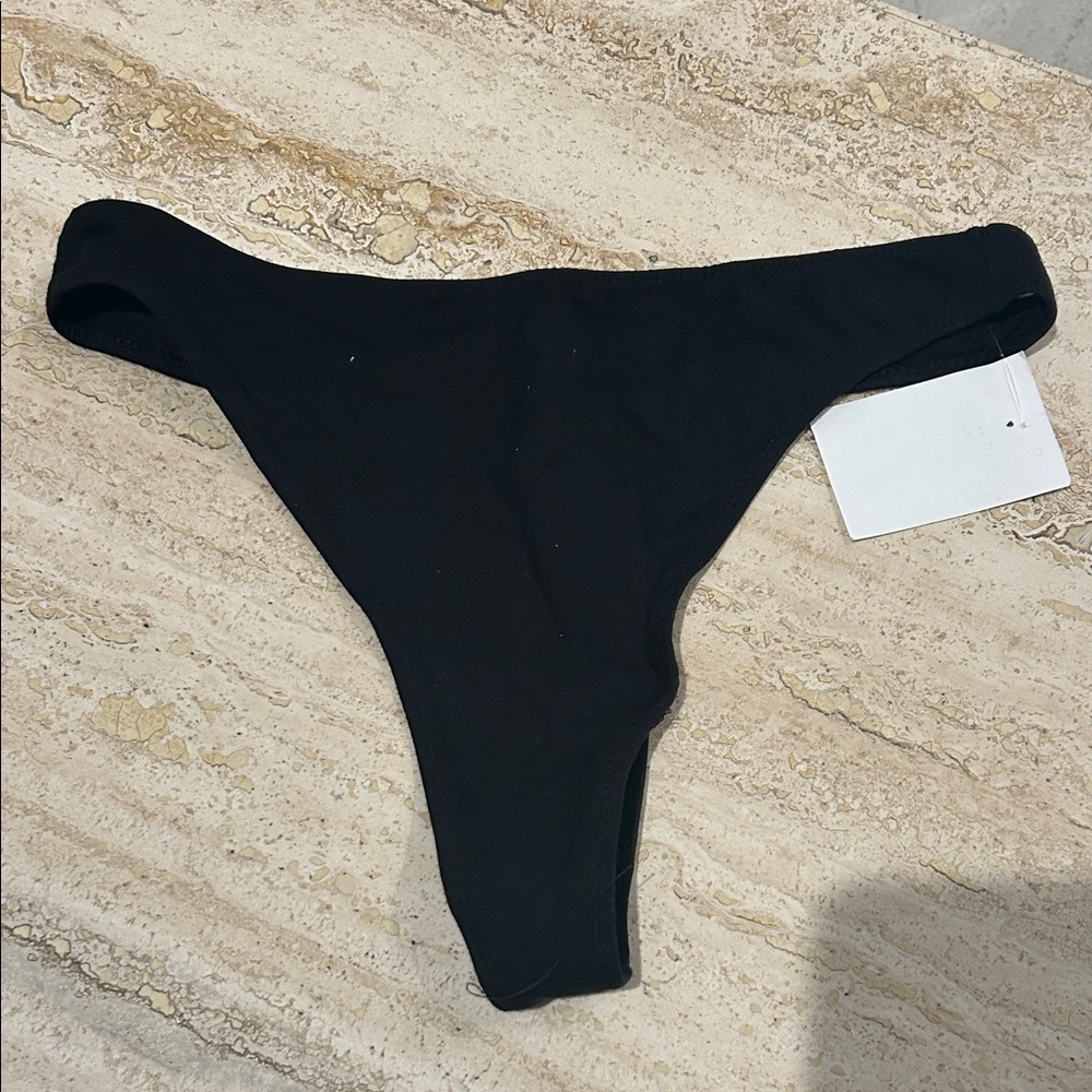 NEW 🆕 Women’s Rachel Zoe Black Thongs size M